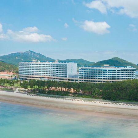 C-One Resort Jaeundo Sinan Екстер'єр фото