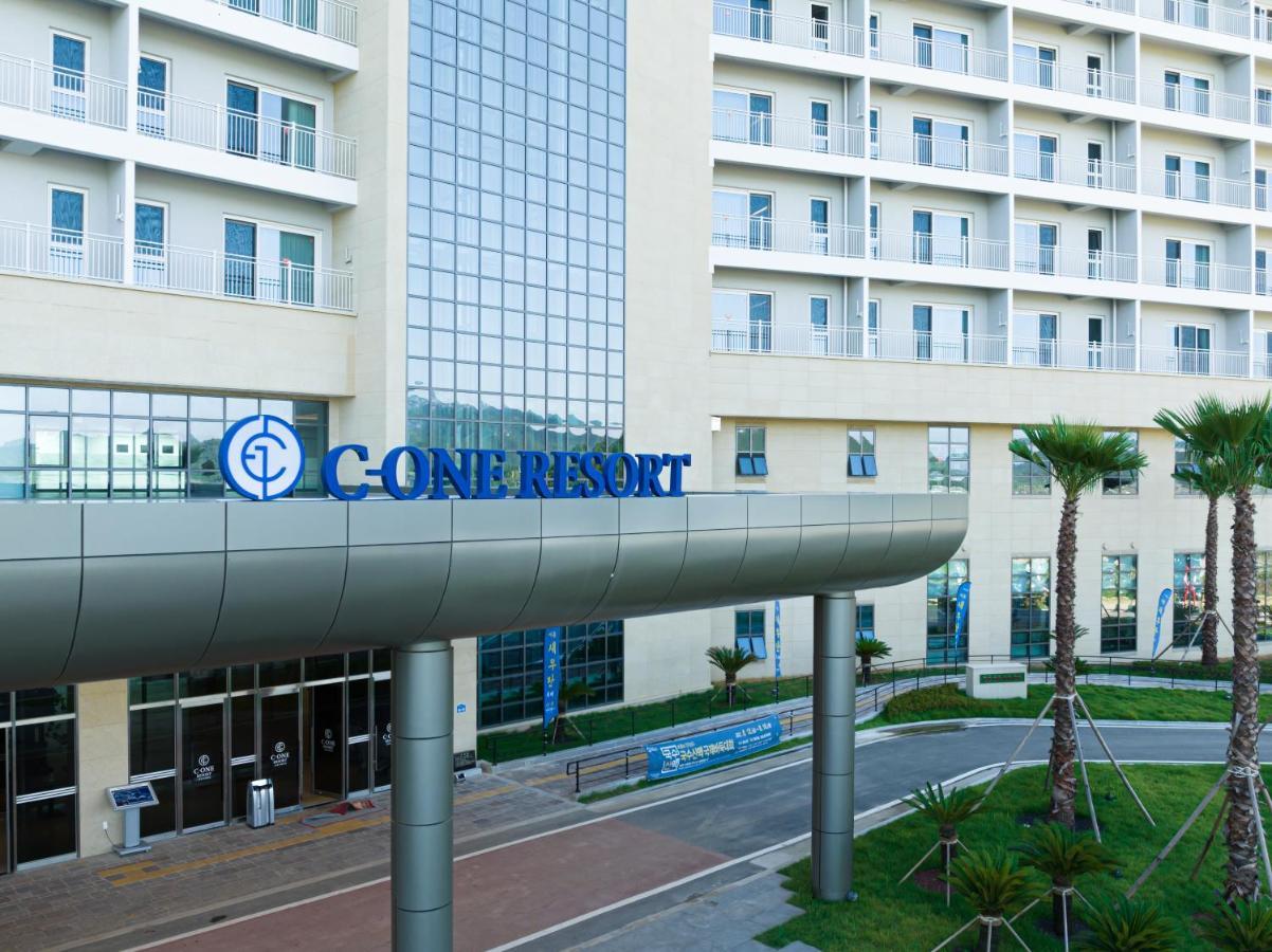 C-One Resort Jaeundo Sinan Екстер'єр фото