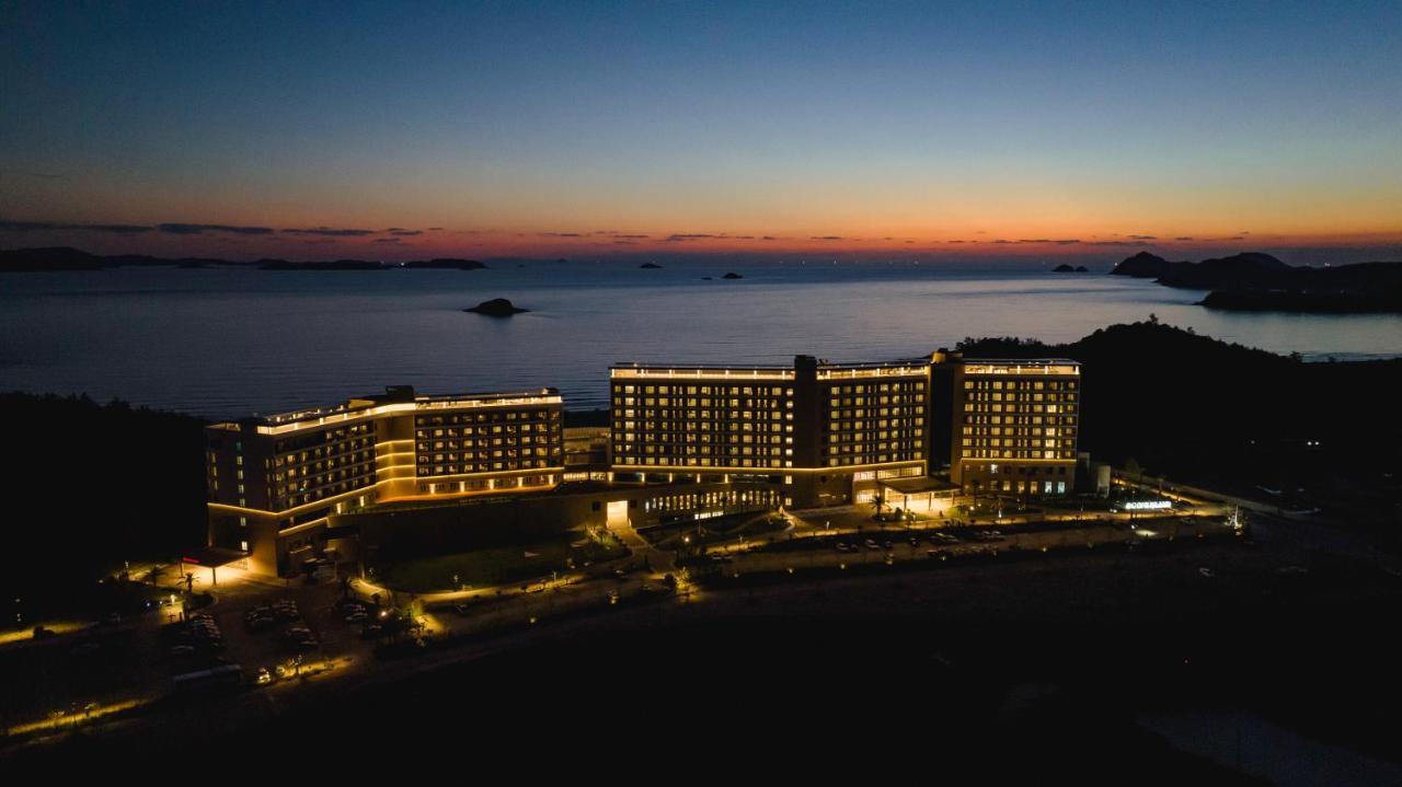 C-One Resort Jaeundo Sinan Екстер'єр фото