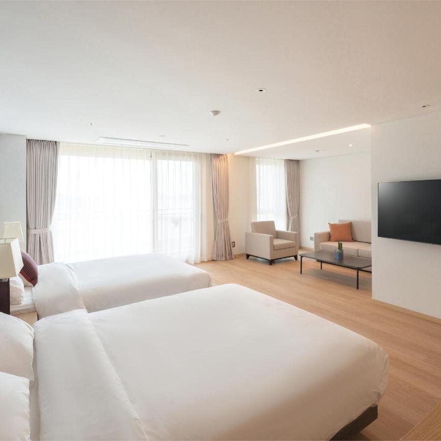 C-One Resort Jaeundo Sinan Екстер'єр фото