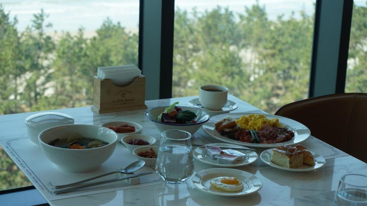 C-One Resort Jaeundo Sinan Екстер'єр фото