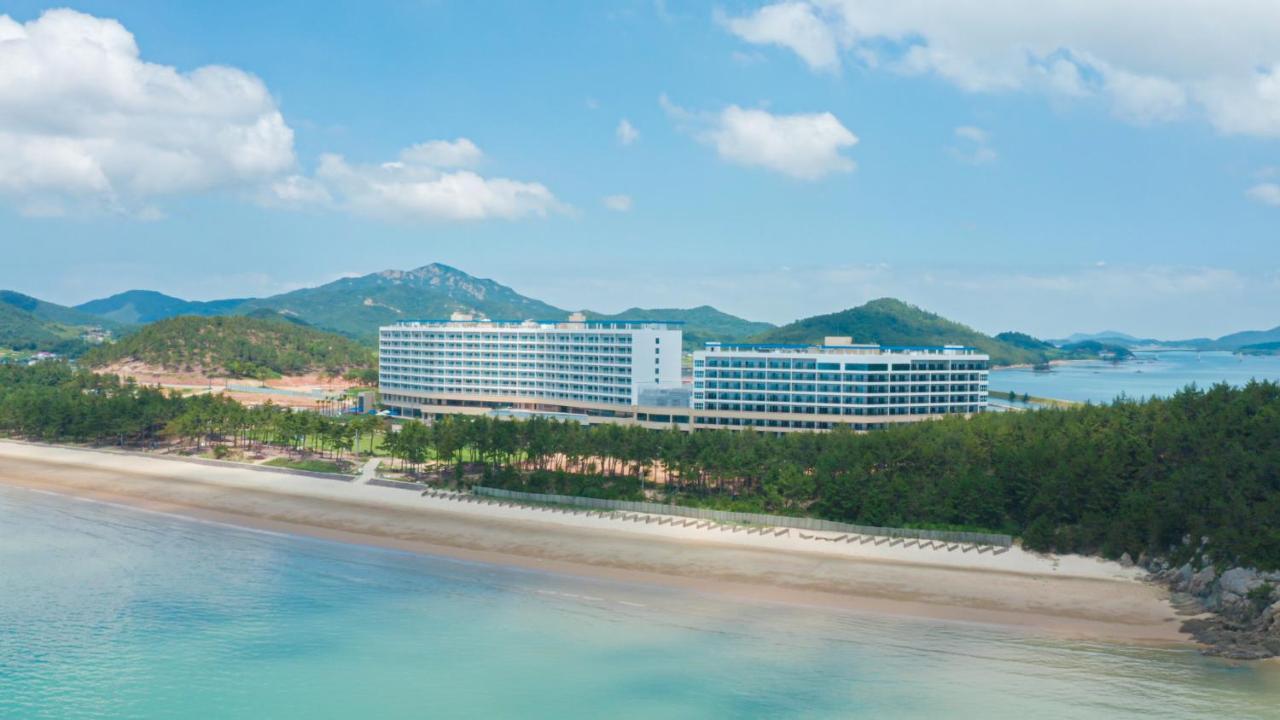 C-One Resort Jaeundo Sinan Екстер'єр фото