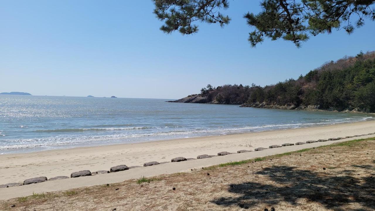 C-One Resort Jaeundo Sinan Екстер'єр фото